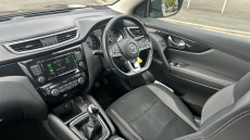 Nissan Qashqai 1.3 DiG-T Acenta Premium 5dr Petrol Hatchback